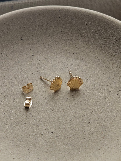 Tiny Seashell Earrings | 14K Solid Yellow Gold | Dainty Coastal Studs