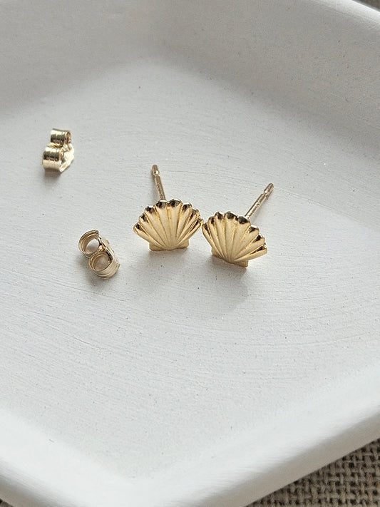 Tiny Seashell Earrings | 14K Solid Yellow Gold | Dainty Coastal Studs