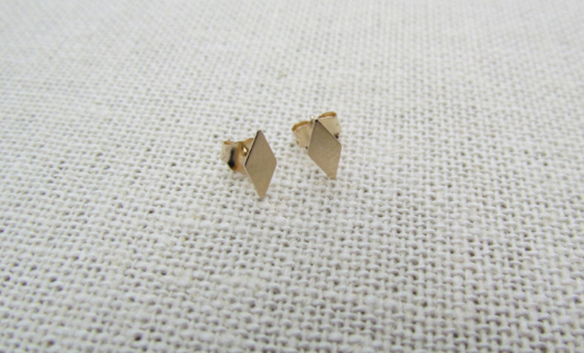 14K Gold Diamond Shaped Stud Earrings | Minimalist Geometric Jewelry
