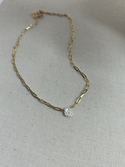 Keshi Pearl Necklace | Baroque Pearl Pendant | Paperclip Chain