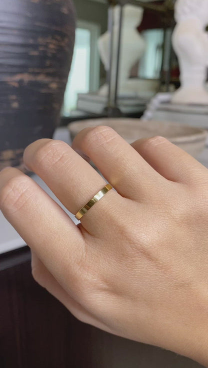 Polished Flat Band Ring | Classic Stack Ring