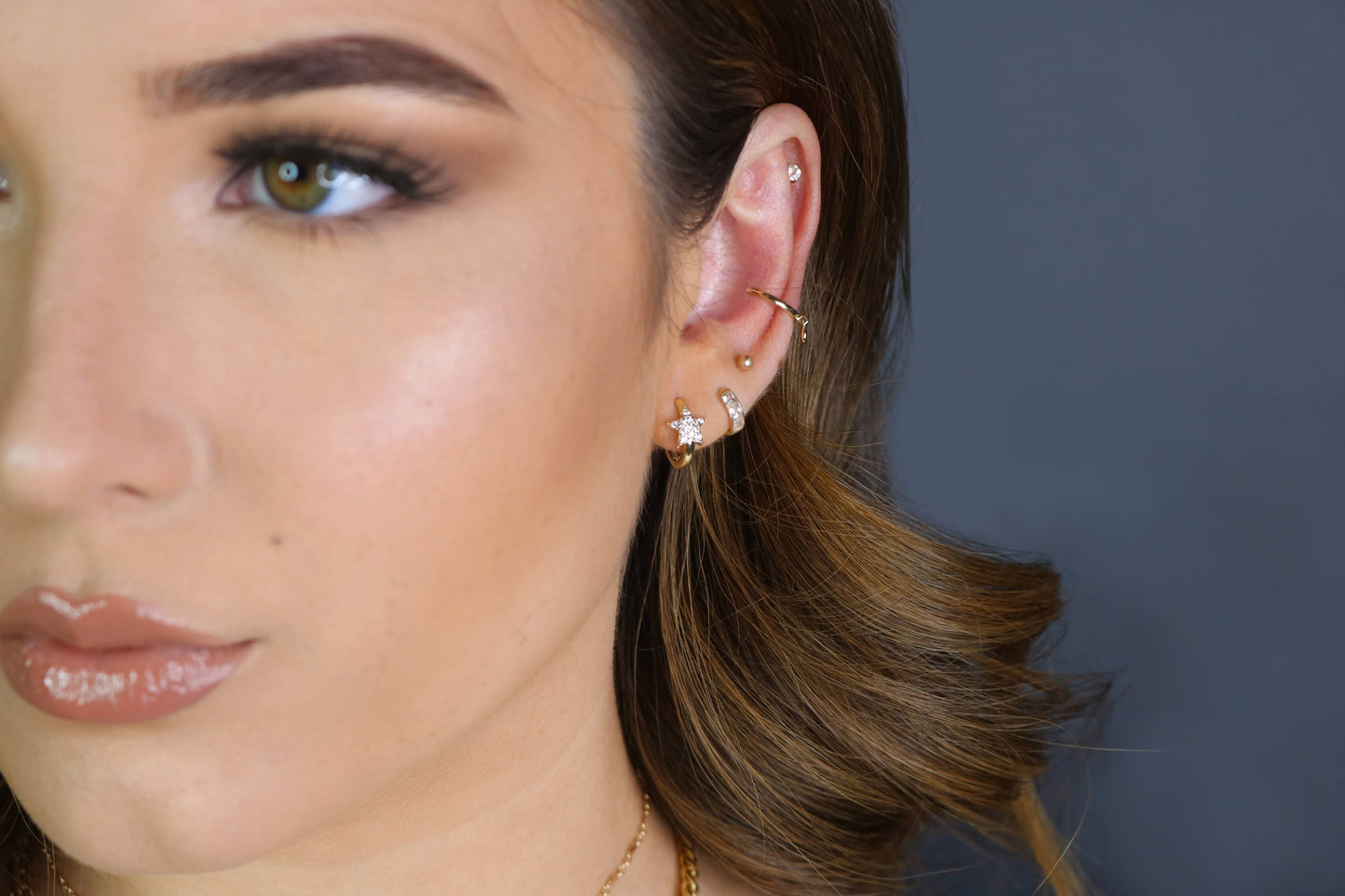 14K Single Shaker Diamond Ear Cuff
