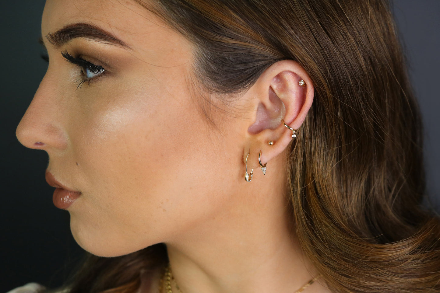 14K Single Shaker Diamond Ear Cuff