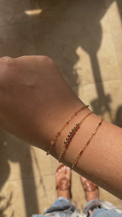 Bead Bar Bracelet | 7 Gold-Filled Beads on Flat Cable Chain