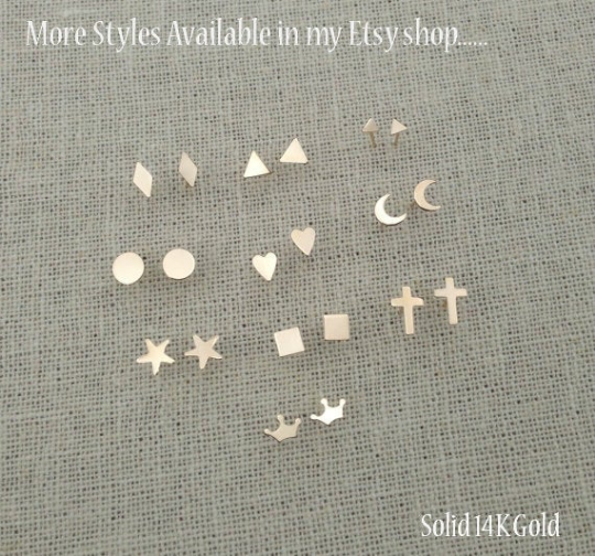 14K Tiny Crown Stud Earrings | Dainty Gold Everyday Studs