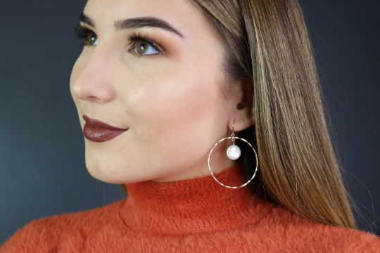 Hammered Circle Earrings with Coin Pearl | Dangle Earrings | Gold Filled