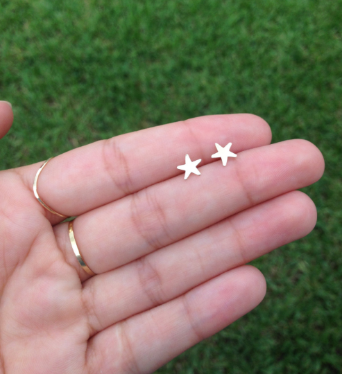 14K Gold Star Stud Earrings | Polished or Matte Satin