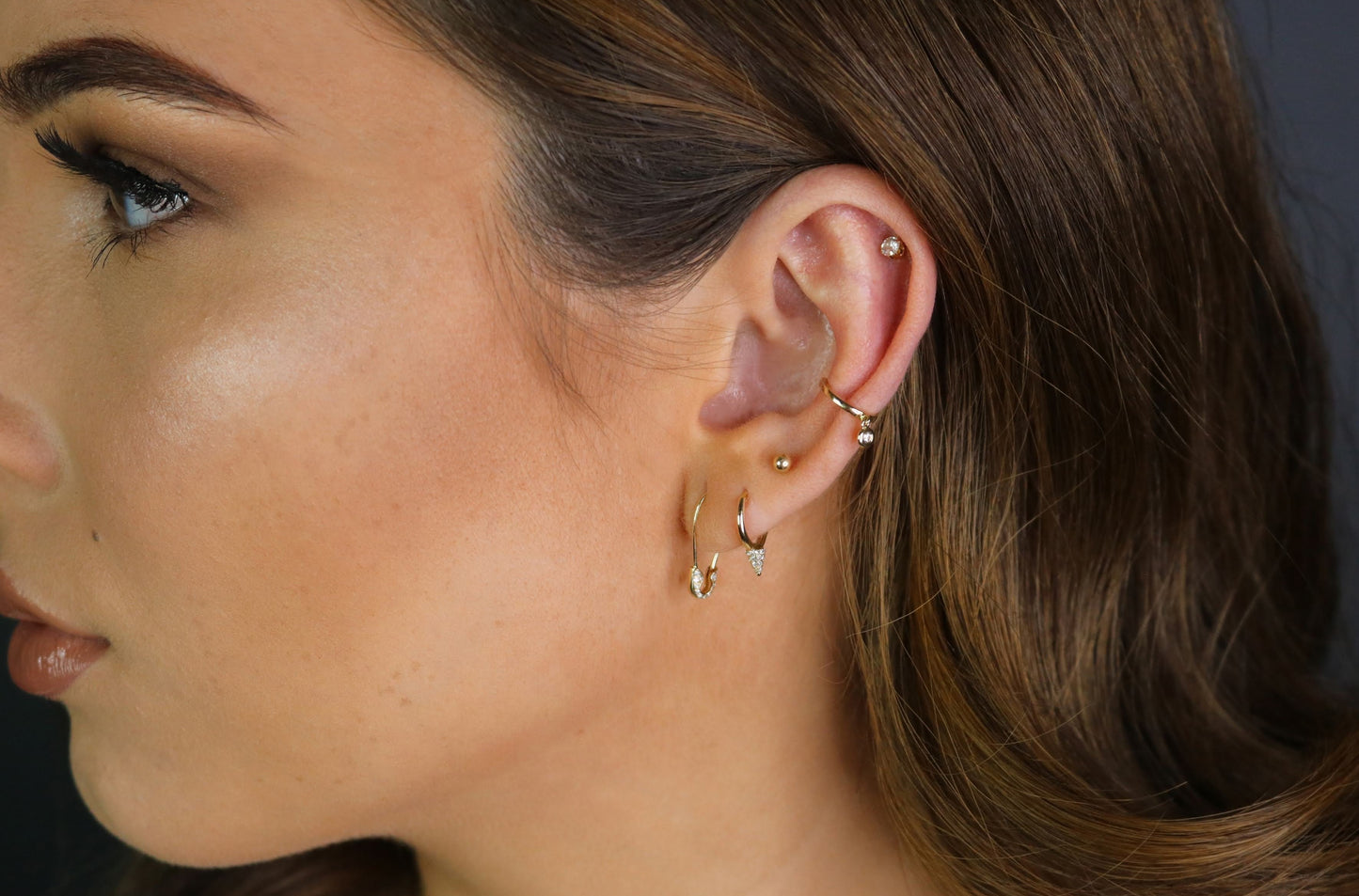 14K Single Shaker Diamond Ear Cuff