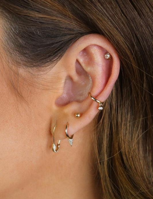 14K Gold Diamond Shaker Ear Cuff | Single Bezel-Set Diamond