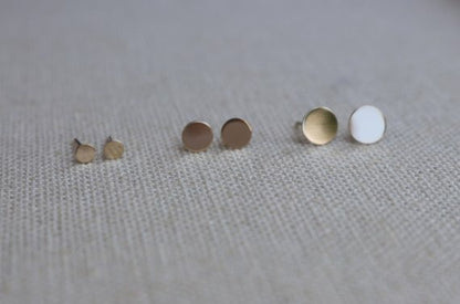 14K Circle Stud Earrings | Solid Yellow Gold | Matte & Polished Finishes
